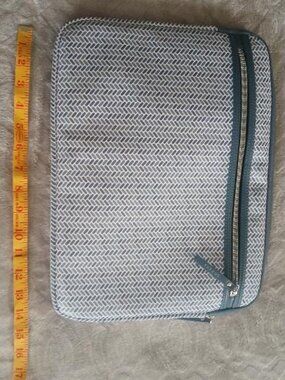 Targus laptop sleeve